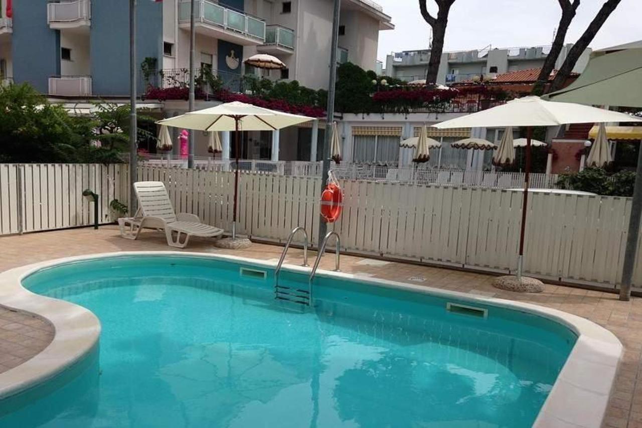 Aron Hotel Rimini Eksteriør bilde