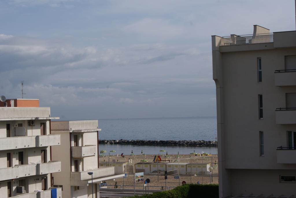 Aron Hotel Rimini Eksteriør bilde