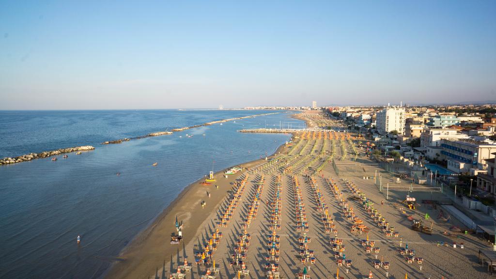 Aron Hotel Rimini Eksteriør bilde
