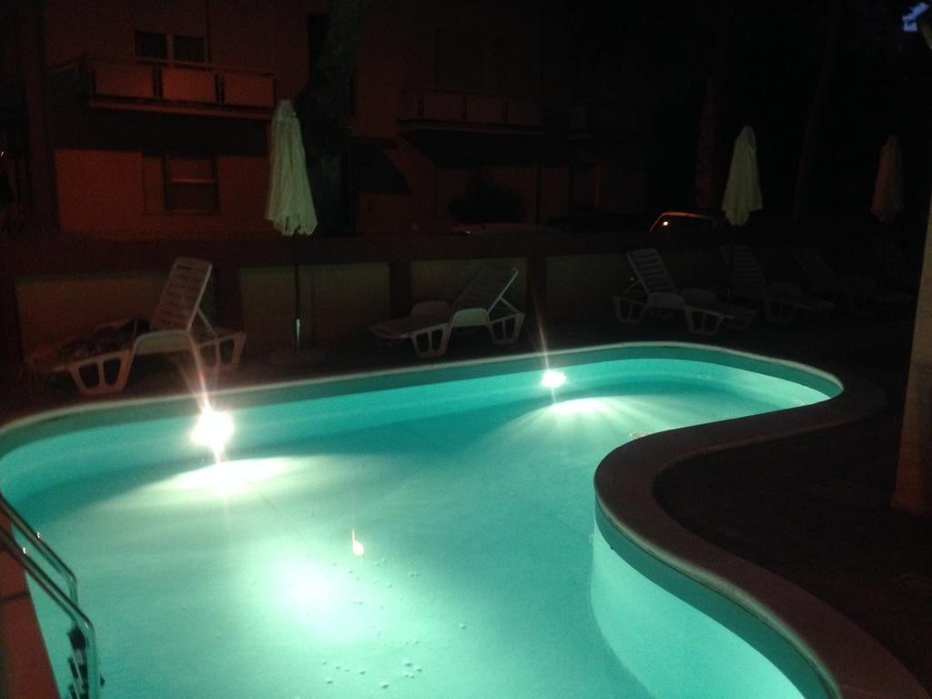 Aron Hotel Rimini Eksteriør bilde
